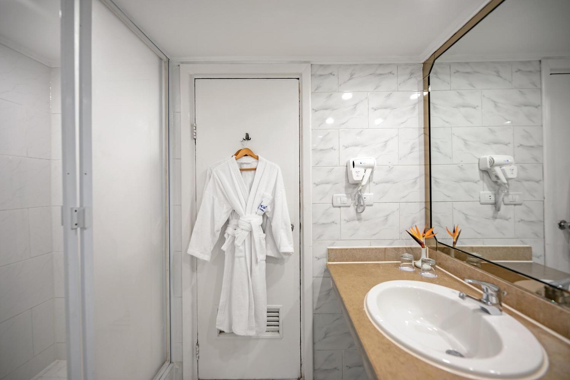 Junior Suite,1602337640:JPEG